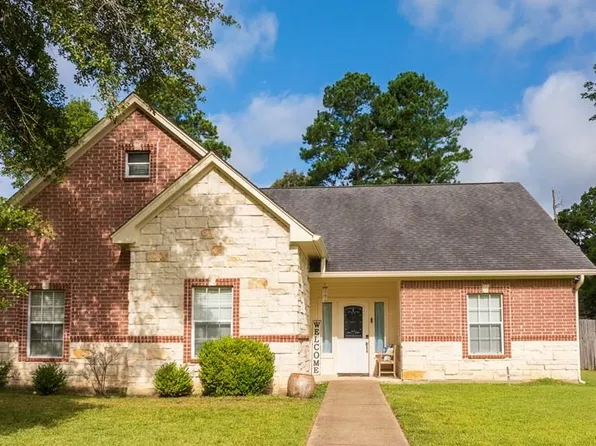 290 Austin Ln, Pollok, TX 75969