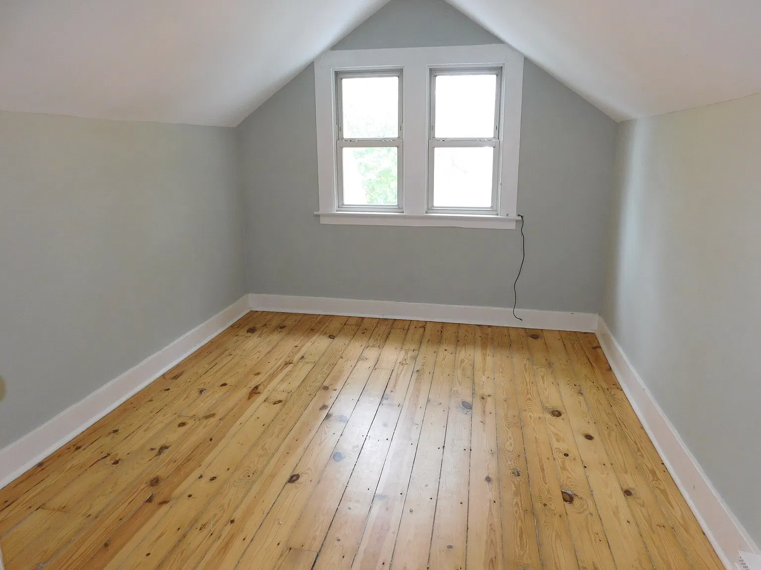 2 bed, 1172 sqft, $2,100 — Photo 4