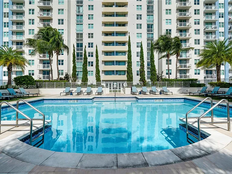 3000 Coral Way #511 — Photo 24