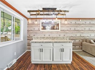 6502 Southgrove Rd, Mentor, OH 44060