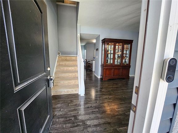 3rd image of 6255 Emerald Springs Dr