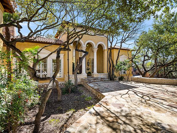 2nd image of 126 Turnberry Way