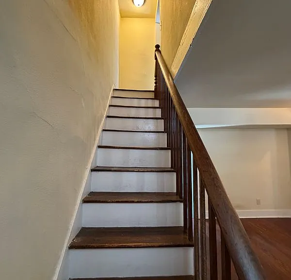 102 Frederick St — Photo 7