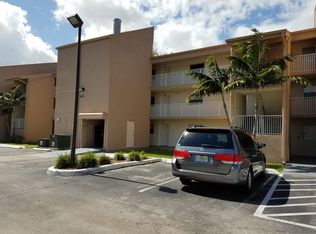 8460 SW 154th Circle Ct APT 122, Miami, FL 33193