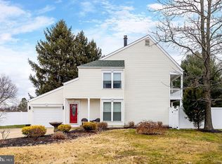 13 Bunker Hill Rd, Sewell, NJ 08080