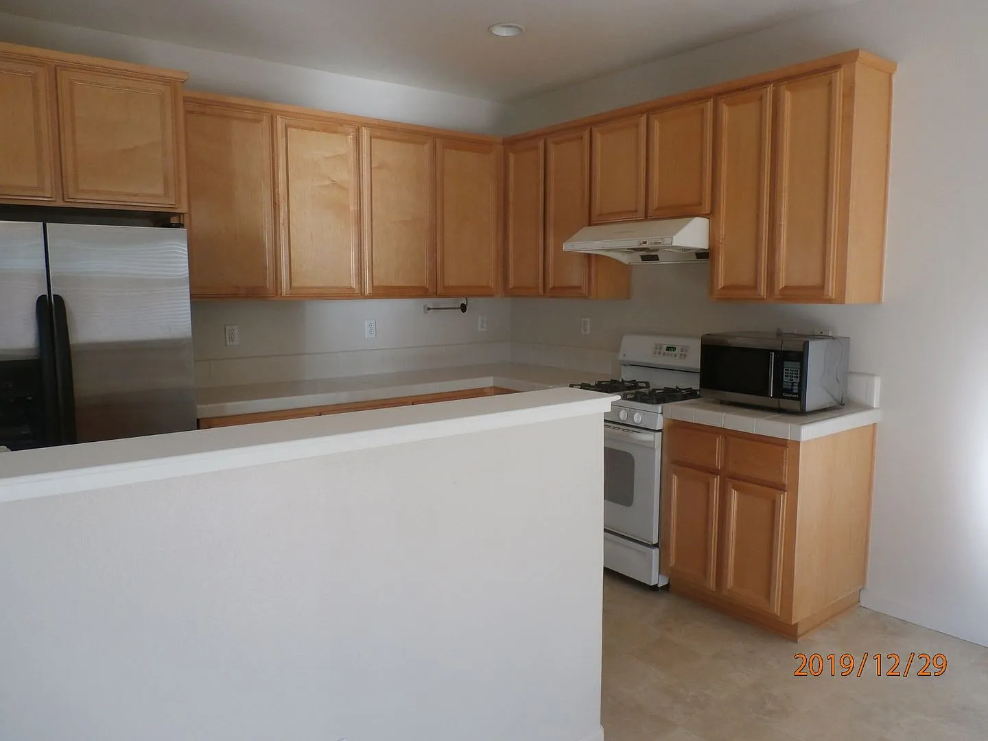 Stunning 4/2.5 Natomas Beauty! (Please Read Entire Ad For Showing)! — Photo 3