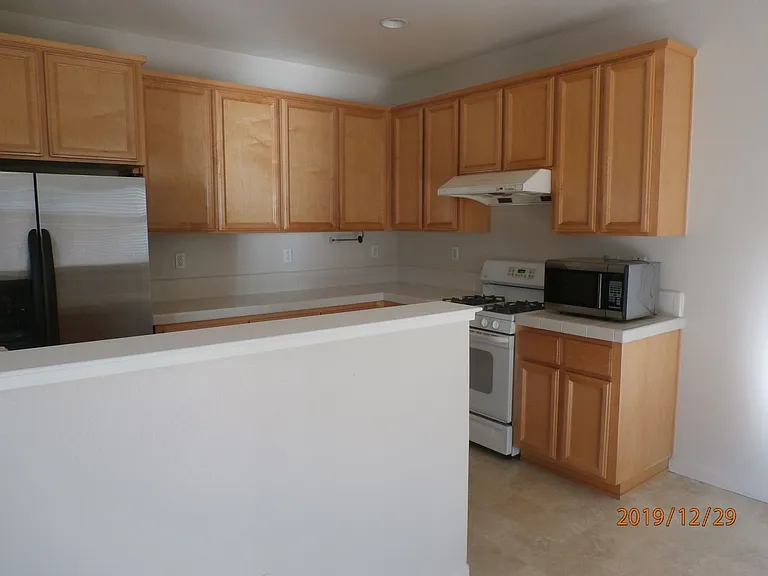 2860 Frigate Bird Dr — Photo 4