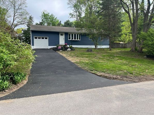 31 Cambridge Dr