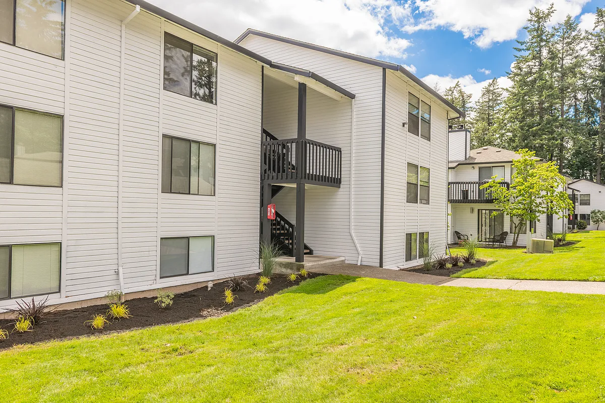 Building Photo - Hallwood Apartments