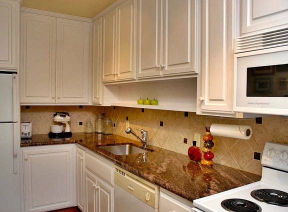 4th image of 930 Peninsula Ave APT 308