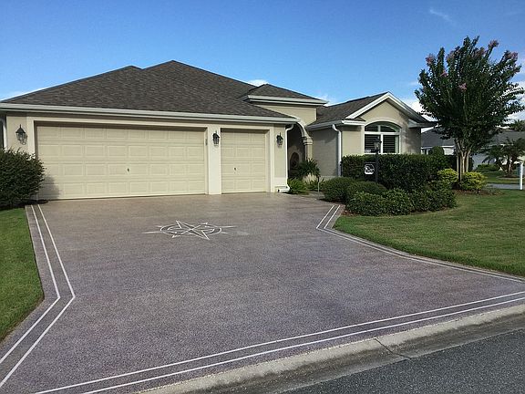 3rd image of 2975 Magellan Ct
