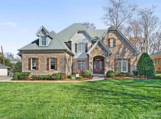 2415 Tanglewood Ln, Charlotte, NC 28211