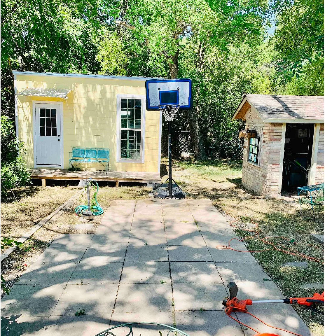 825 Ripley Ave — Photo 3