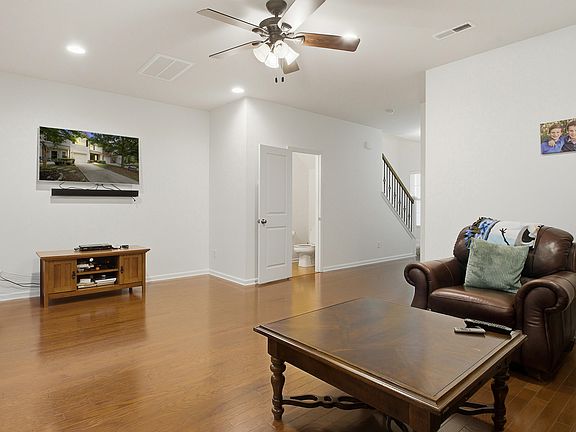 5th image of 1805 Heldsberg Dr