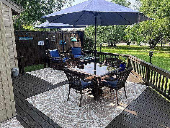 3rd image of 149 Summer Place Cir