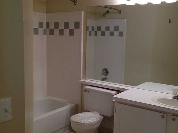 4th image of 25801 Village Green Blvd APT 102