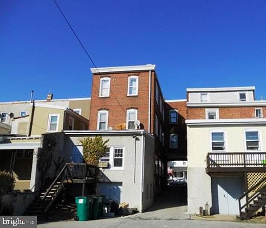 2nd image of 536 E Main St #540