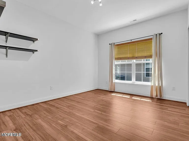 356 Grande Blvd — Photo 11