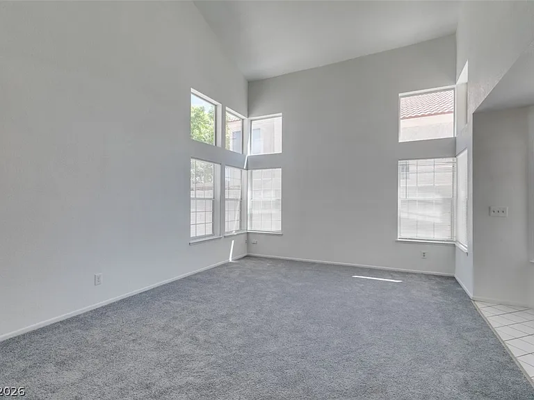 9712 Peacock Hill Cir — Photo 11