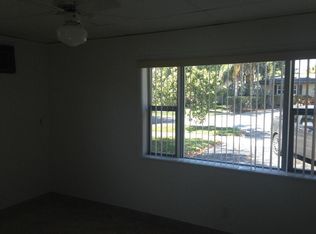 1910 NE 206th Ter, Miami, FL 33179