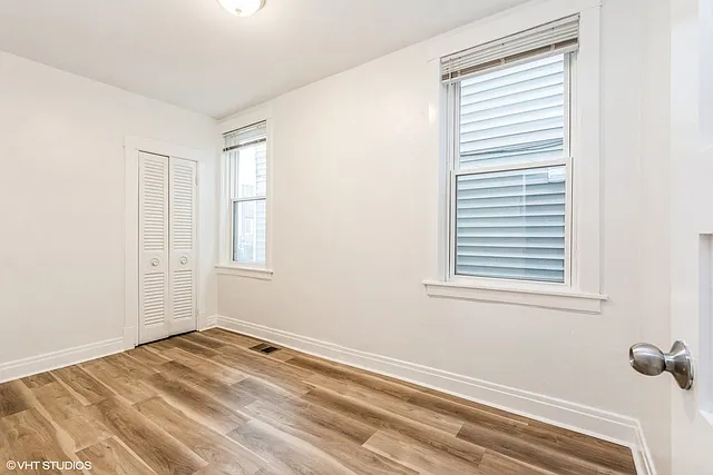 2909 N Ridgeway Ave #2 — Photo 8