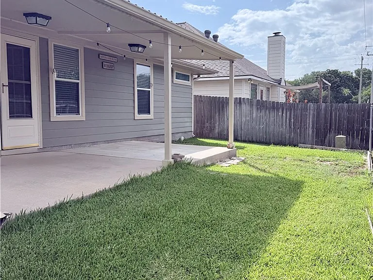 1029 Fallbrook Loop — Photo 32