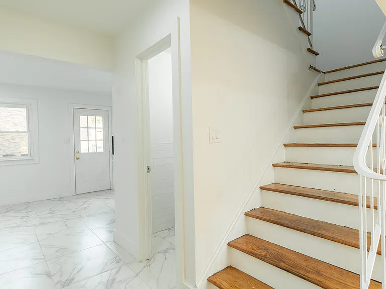 520 Adams Ln #2 — Photo 12