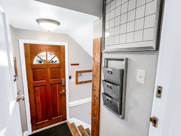 2616 S Madison St — Photo 31