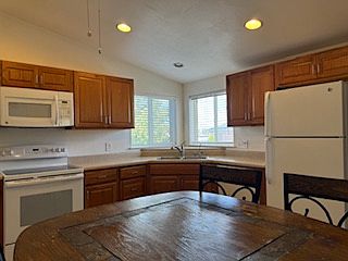 5th image of 2166 Camellia Dr Suite 7B