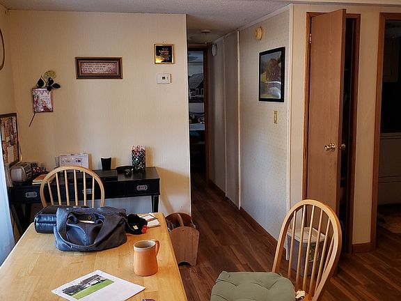 3rd image of 5408 Pine Ln