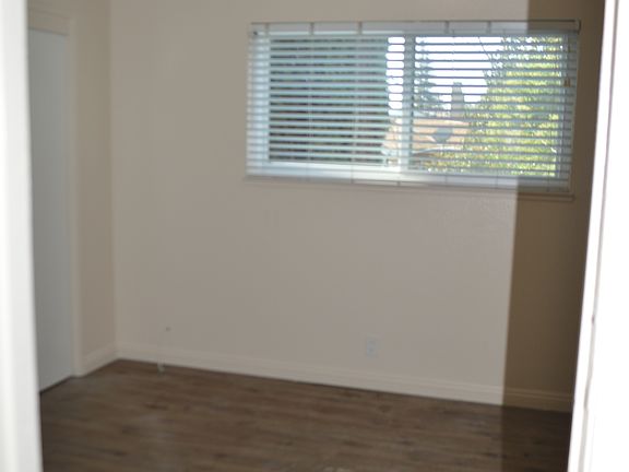 3rd image of 713 F St #4