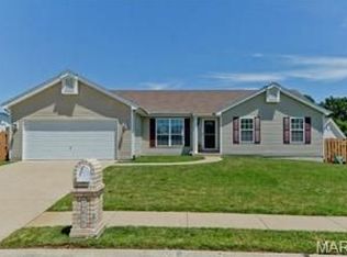 365 Sunward Dr, O'Fallon, MO 63368