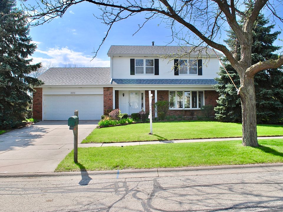 1st image of 8204 Cromwell Ave