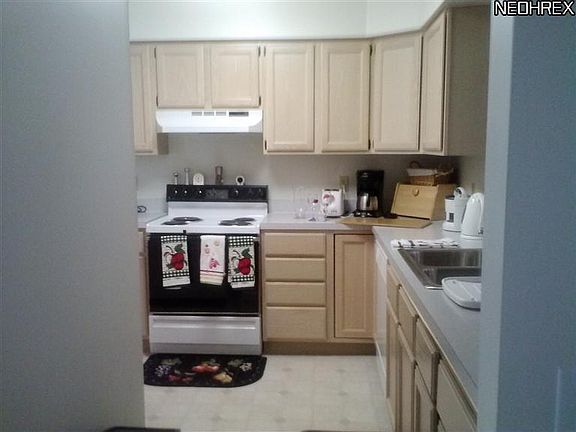 5th image of 9659 E Idlewood Dr