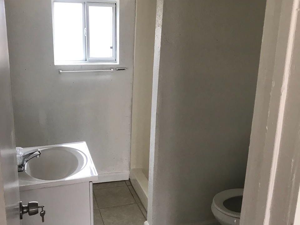 2nd image of 19829 Kendall Dr APT 4