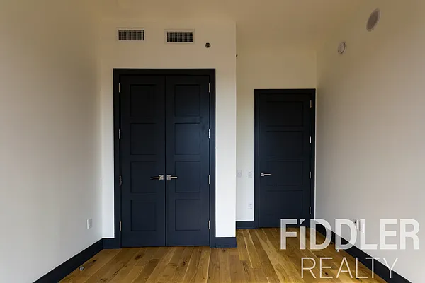 Rented by The KCI Group | media 23