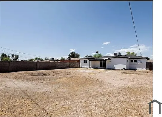 3 bed, 1236 sqft, $2,350 — Photo 3