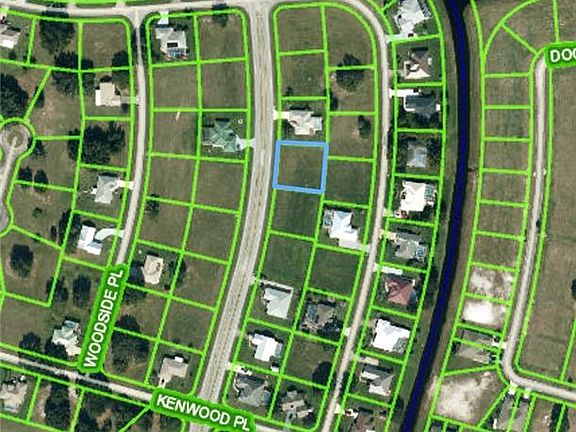 2nd image of 1209 Duane Palmer Blvd