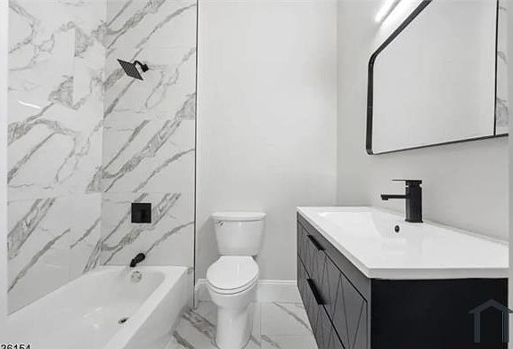 4th image of 60 Brainard St #A