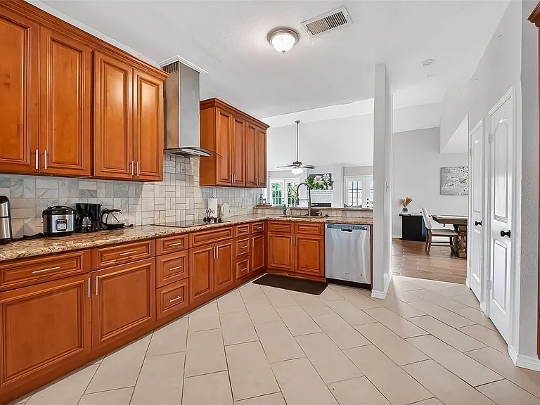 12727 Ashford Knoll Dr — Photo 16