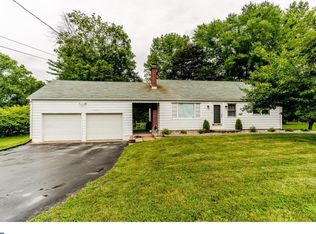 136 Spring Mount Rd, Schwenksville, PA 19473