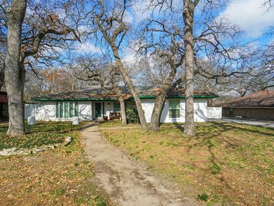 141 Timberlake Dr, Azle, TX, 76020