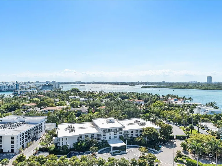 10275 Collins Ave #1530 — Photo 35