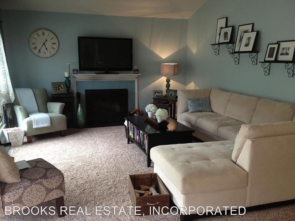 1st image of 5435 Skalak Dr