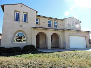 18346 Lakepointe Dr, Riverside, CA 92503