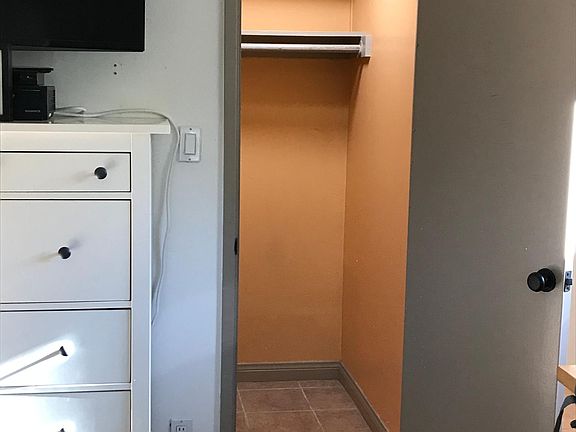 5th image of 324 E Figueroa St APT C