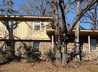 1920 Broken Arrow Dr, North Little Rock, AR 72118