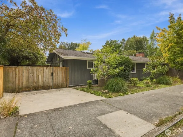 3860 NE 41st Street, Seattle, WA 98105