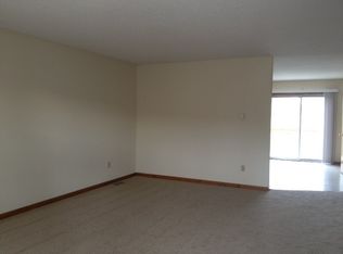 13161 Richland Ave, Bonner Springs, KS 66012