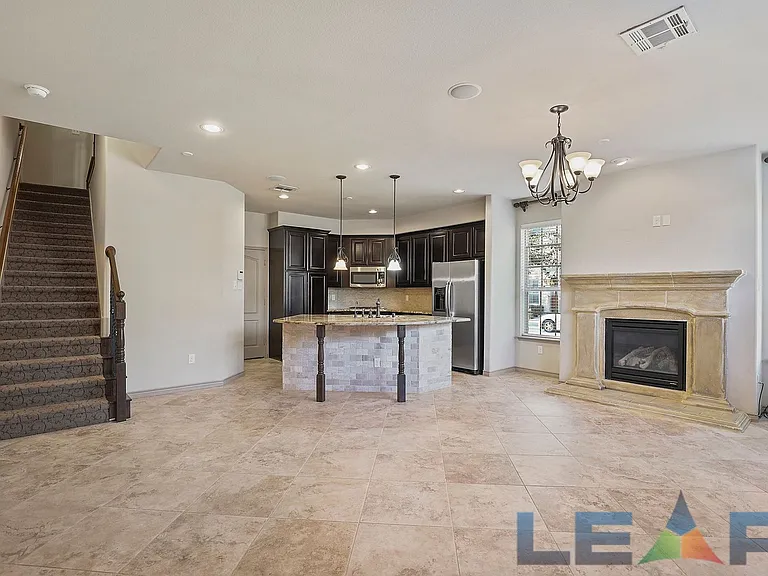 7931 Belinda Ln — Photo 4